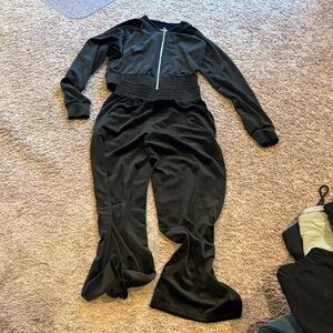 Elegant Black Women's velour lounge set size small